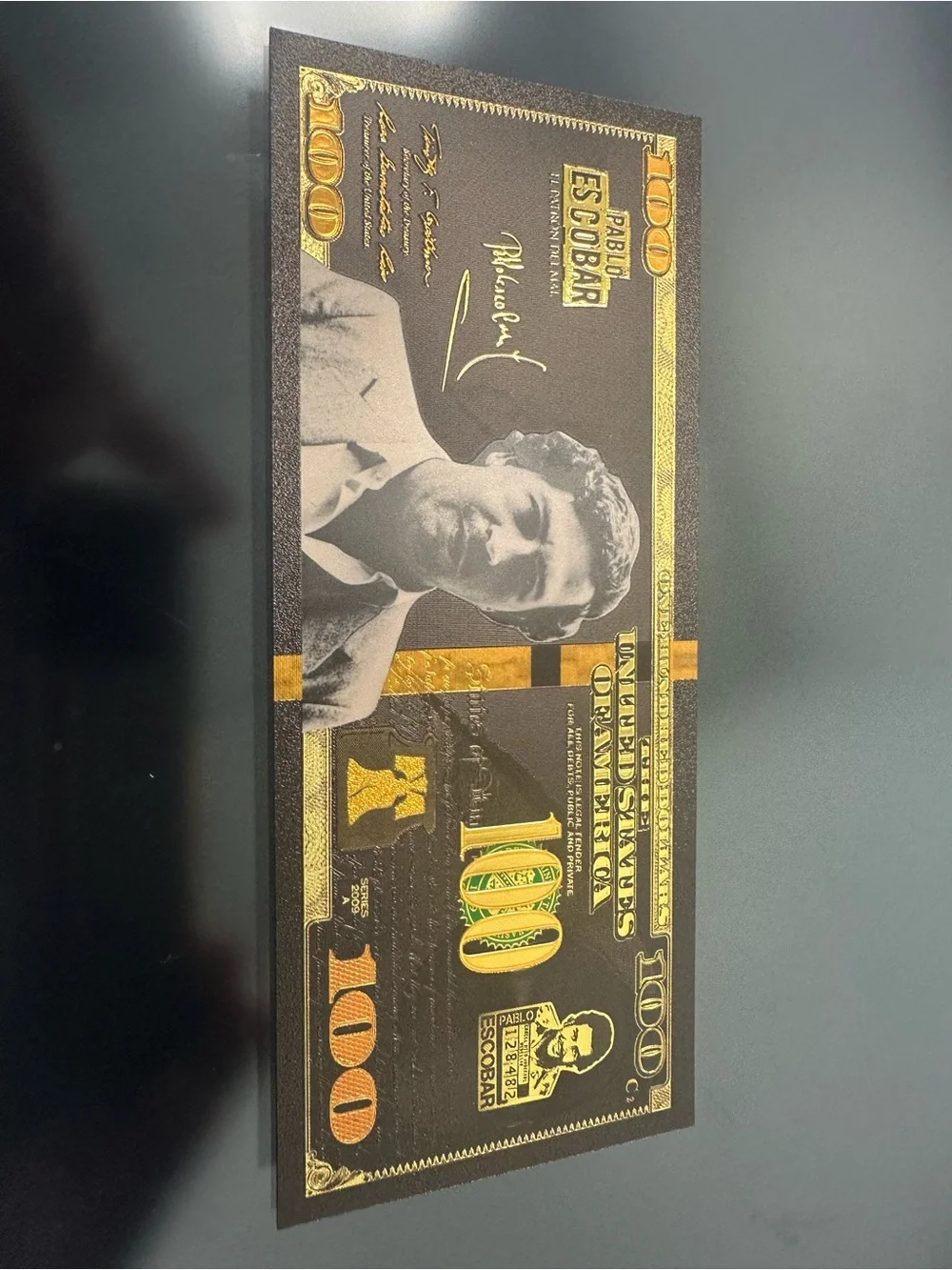 Novelty Pablo Escobar 100 Bill Wallet Card Holder - Black and Gold